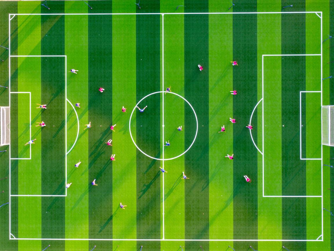 ac米兰官网首页-勒沃库森阵地战传控打法稳定推进，勒沃库森阵型